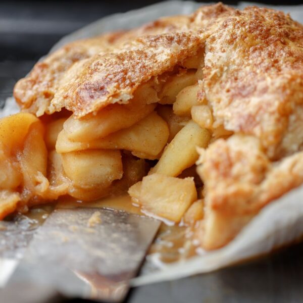 Apple & Toffee Pie